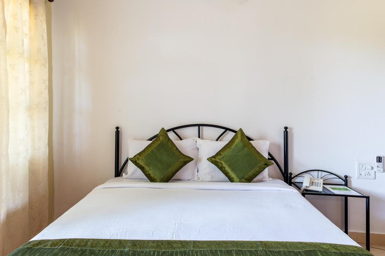 Jesant Valley Holiday Homes Кандолим Экстерьер фото